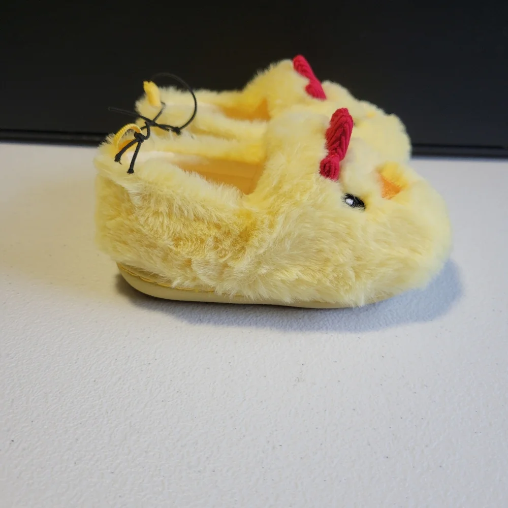wonder nation Yellow Chick Plush Slippers 1